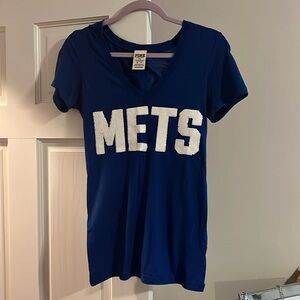 VS Pink 5th and Ocean NY Mets t shirt